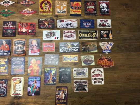 1/10 Scale Shop Tin Signs